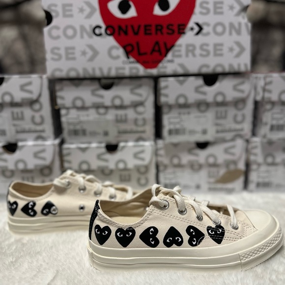 CONVERSE X CDG PLAY Chuck Taylor '70 Sneakers - Picture 4 of 7